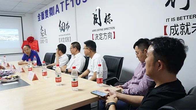 热烈祝贺「实习基地暨热传感研究联合实验室」揭牌成立! 億彩温度传感器